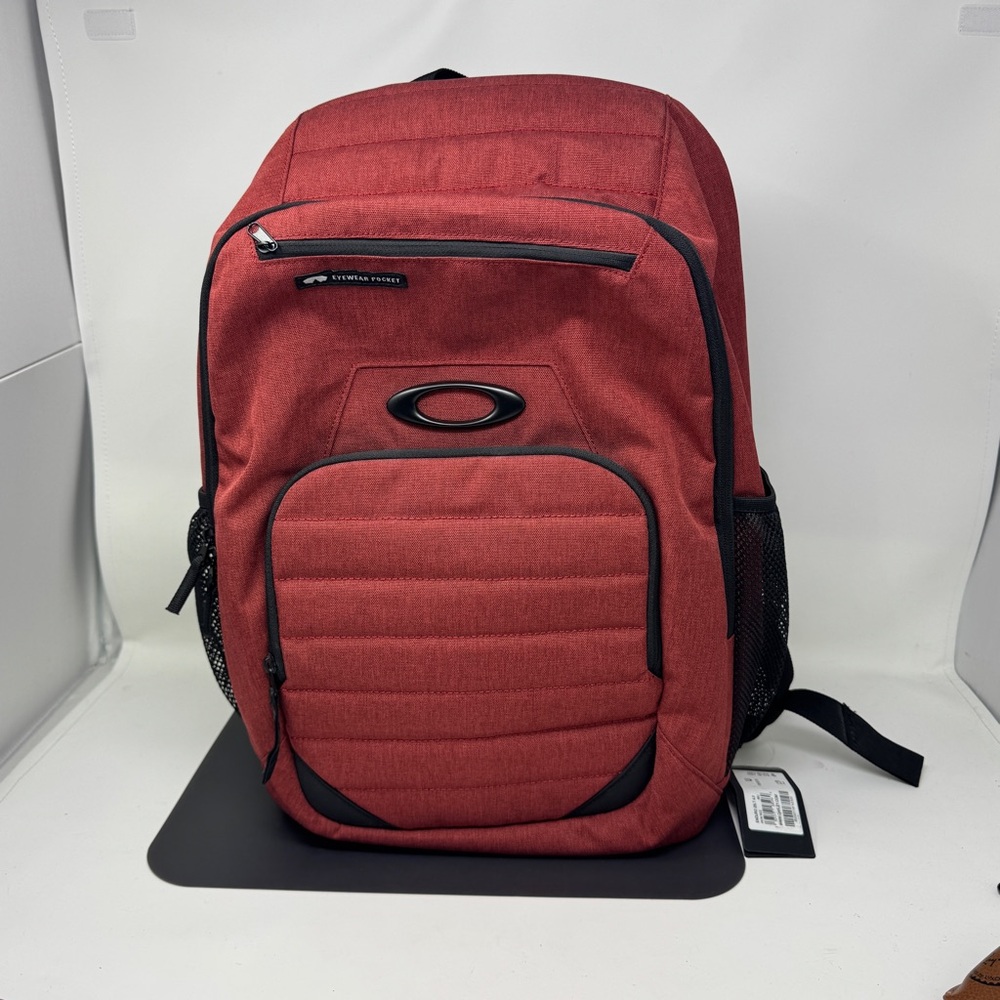 Oakley Men's 25L Enduro 4.0 25L Iron Red Backpack for Hiking Backpacking Camping